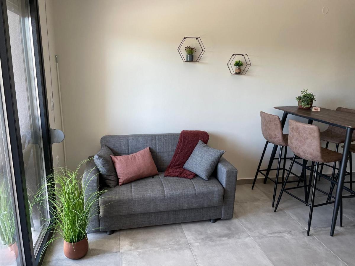 Apartament Asterias Néa Péramos Zewnętrze zdjęcie