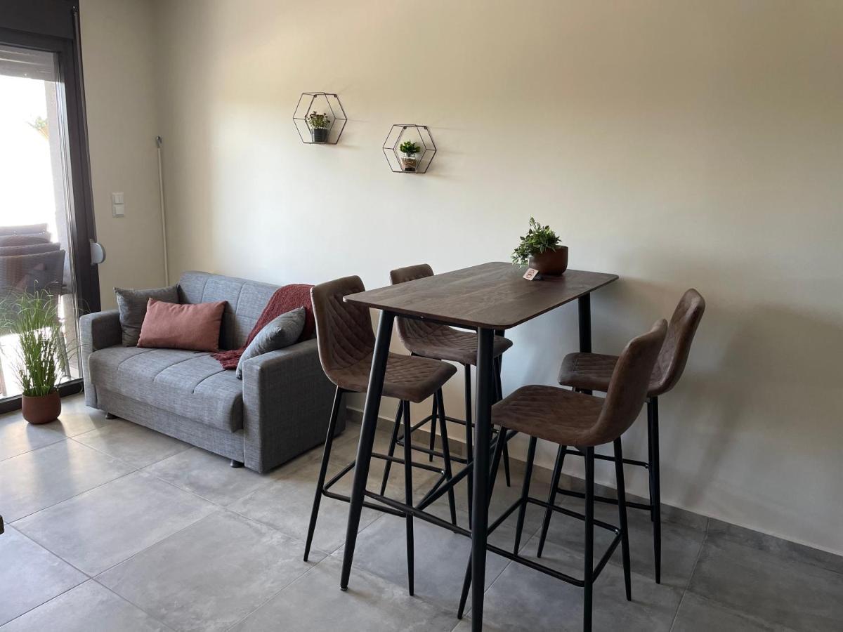 Apartament Asterias Néa Péramos Zewnętrze zdjęcie